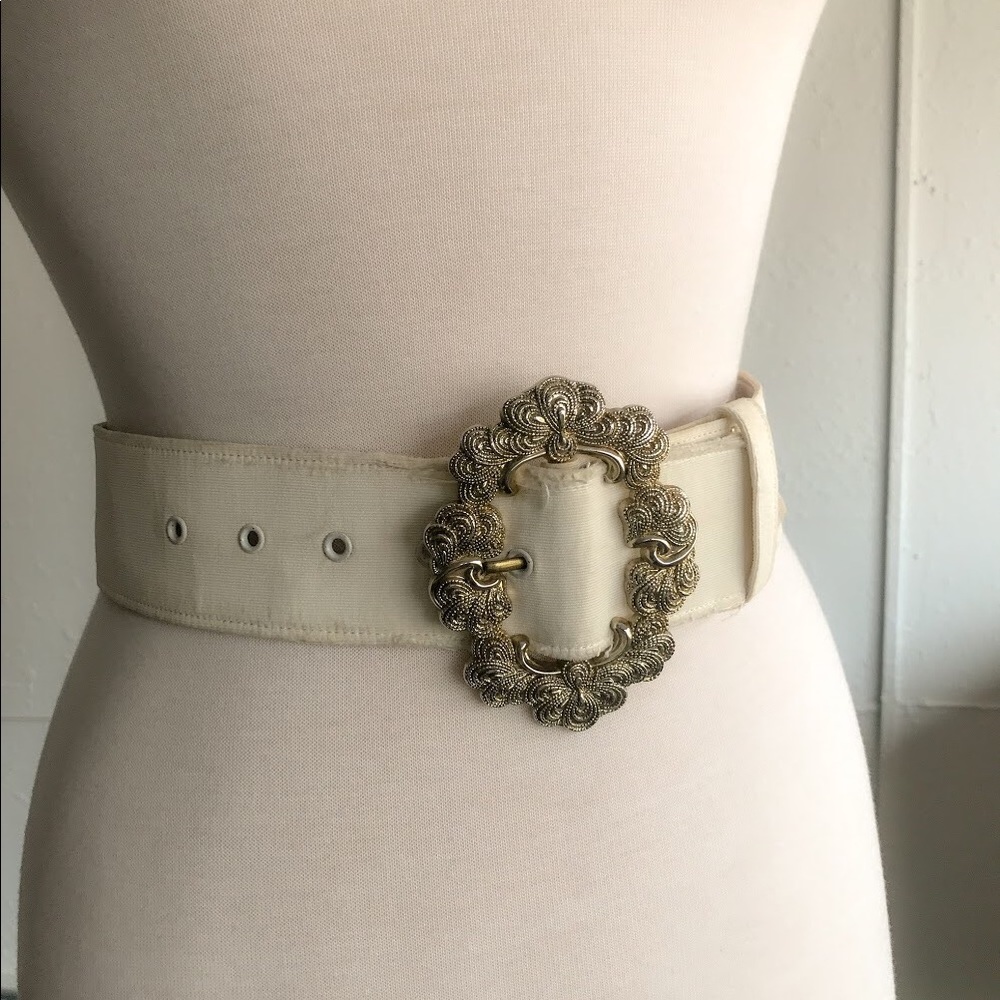 Vintage belt with fancy buckle